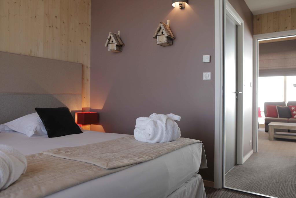 L'Aiguille Grive Chalets Hotel Les Arcs  الغرفة الصورة