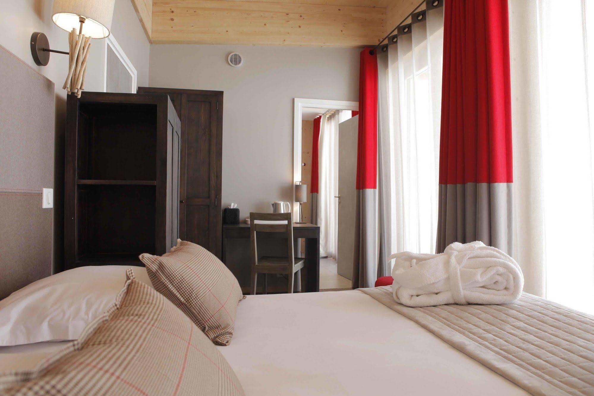 L'Aiguille Grive Chalets Hotel Les Arcs  المظهر الخارجي الصورة